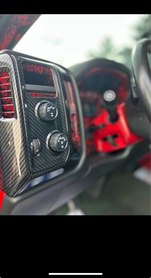 Used 2018 Chevrolet Silverado 1500 LT w/ All Star Edition image 13