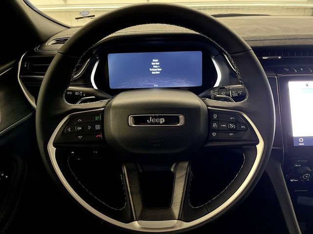 New 2025 Jeep Grand Cherokee L Limited image 14