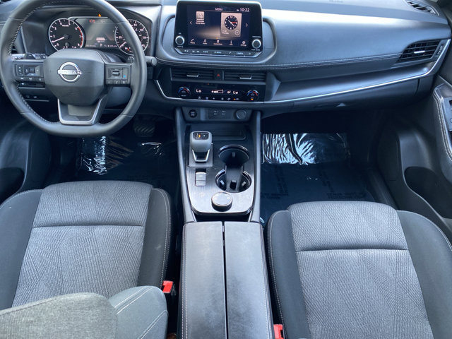 Certified 2026 Nissan Rogue SV AWD/4WD image 2
