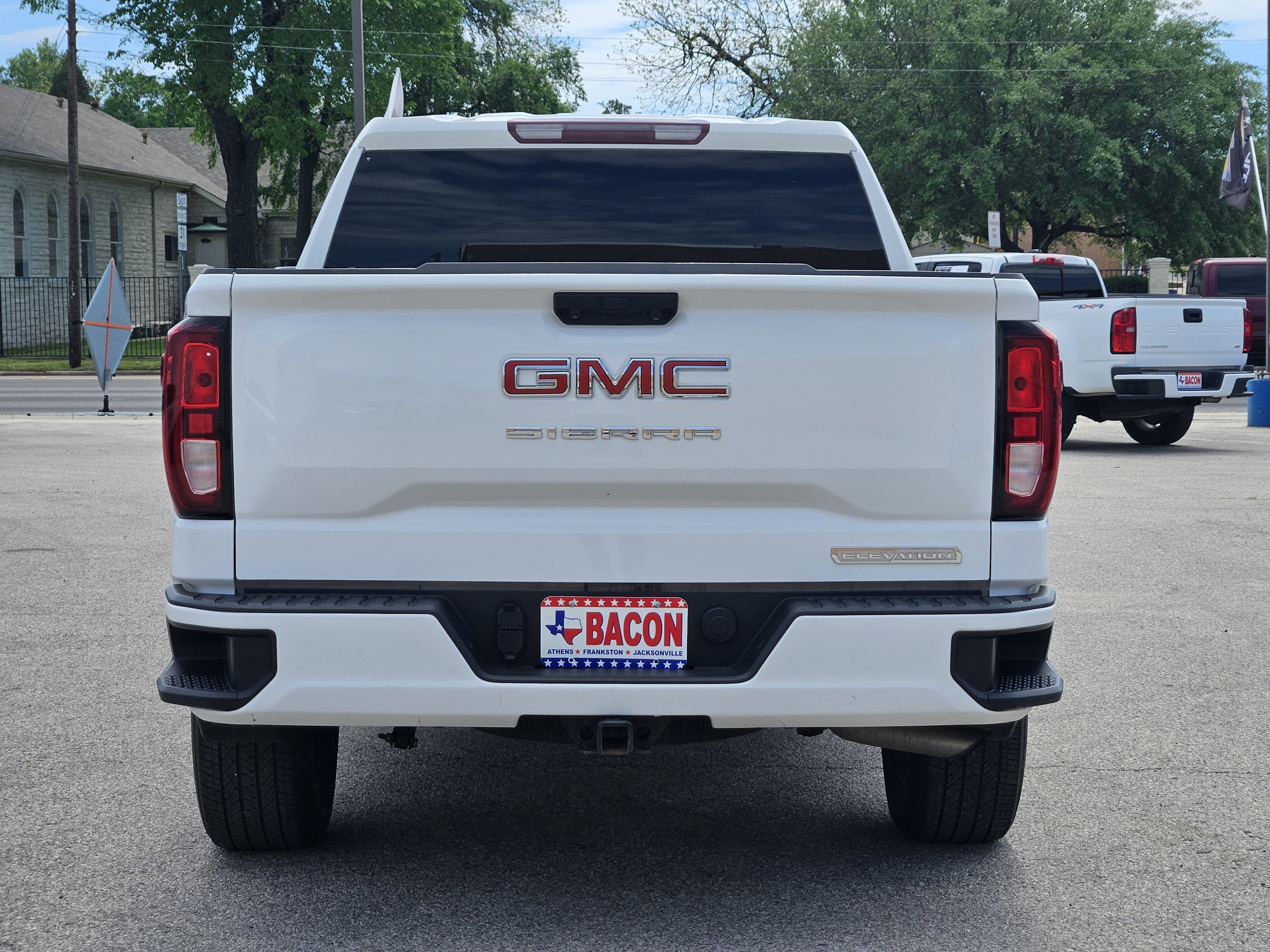 Used 2023 GMC Sierra 1500 Elevation AWD/4WD image 5