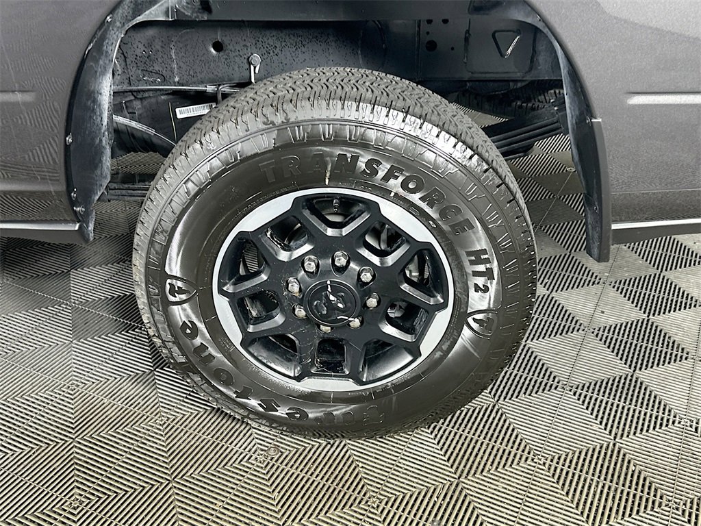 New 2025 RAM 3500 Laramie image 17