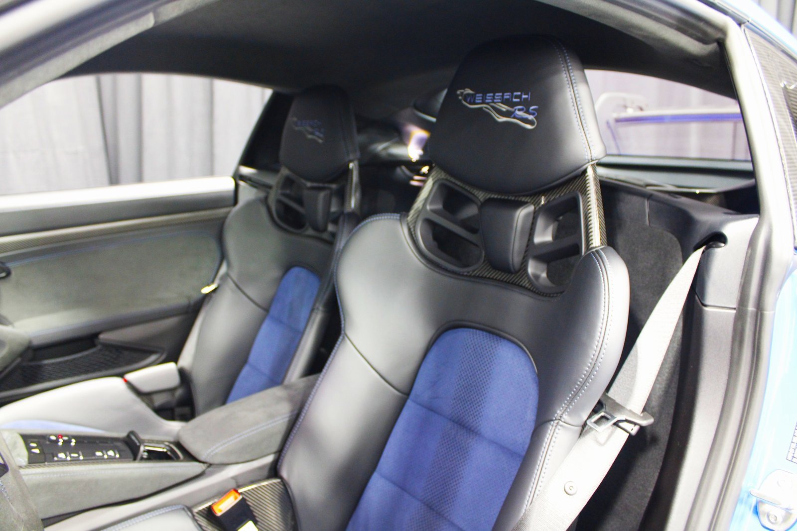 Certified 2025 Porsche 718 Cayman GT4 RS w/ Weissach Package image 5