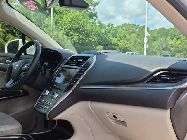 Used 2018 Lincoln MKC Reserve FWD image 24