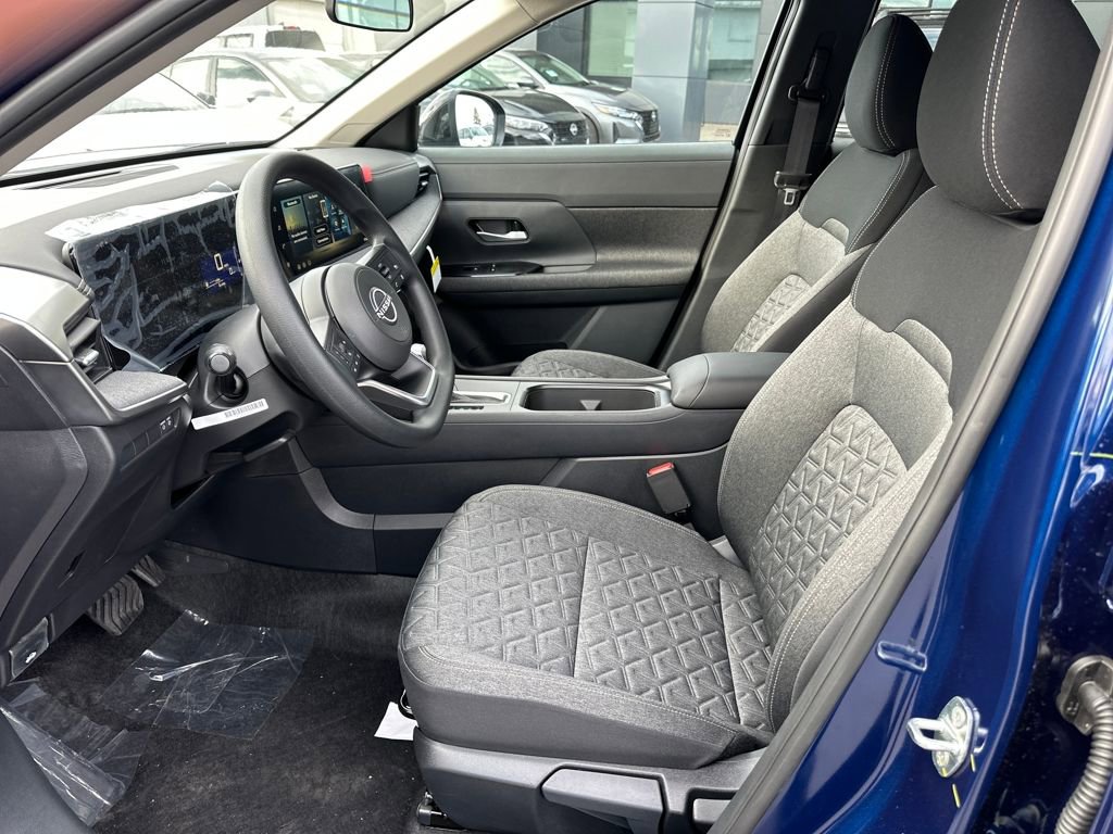 New 2026 Nissan Kicks SV w/ SV Premium Package image 9