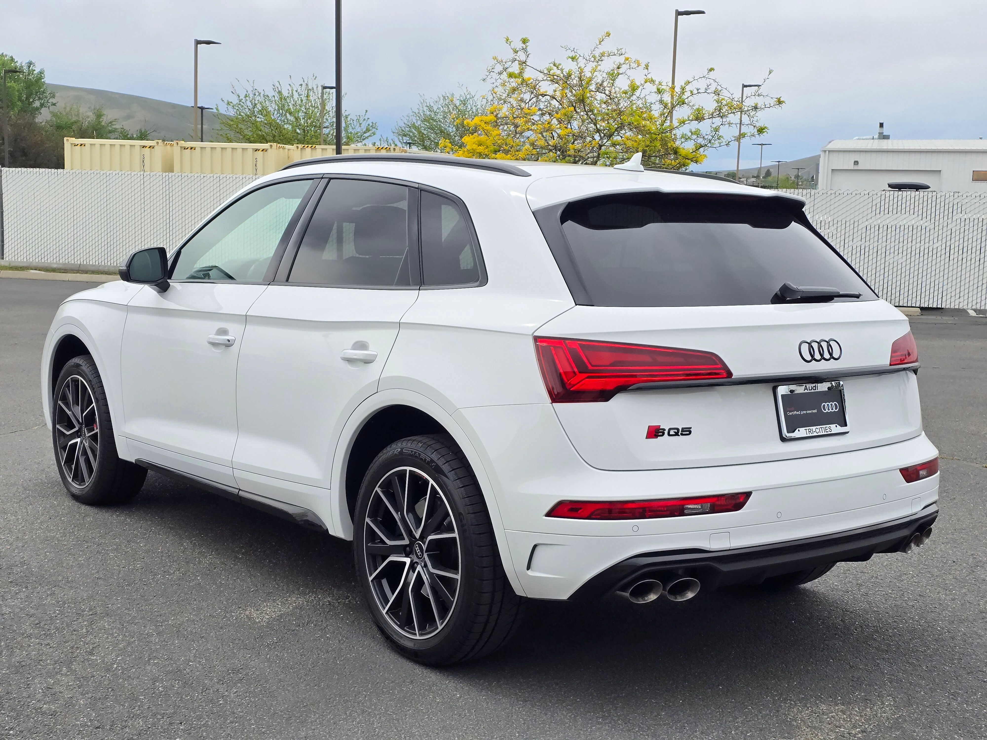 Certified 2023 Audi SQ5 Premium Plus w/ Premium Plus Package AWD/4WD image 36