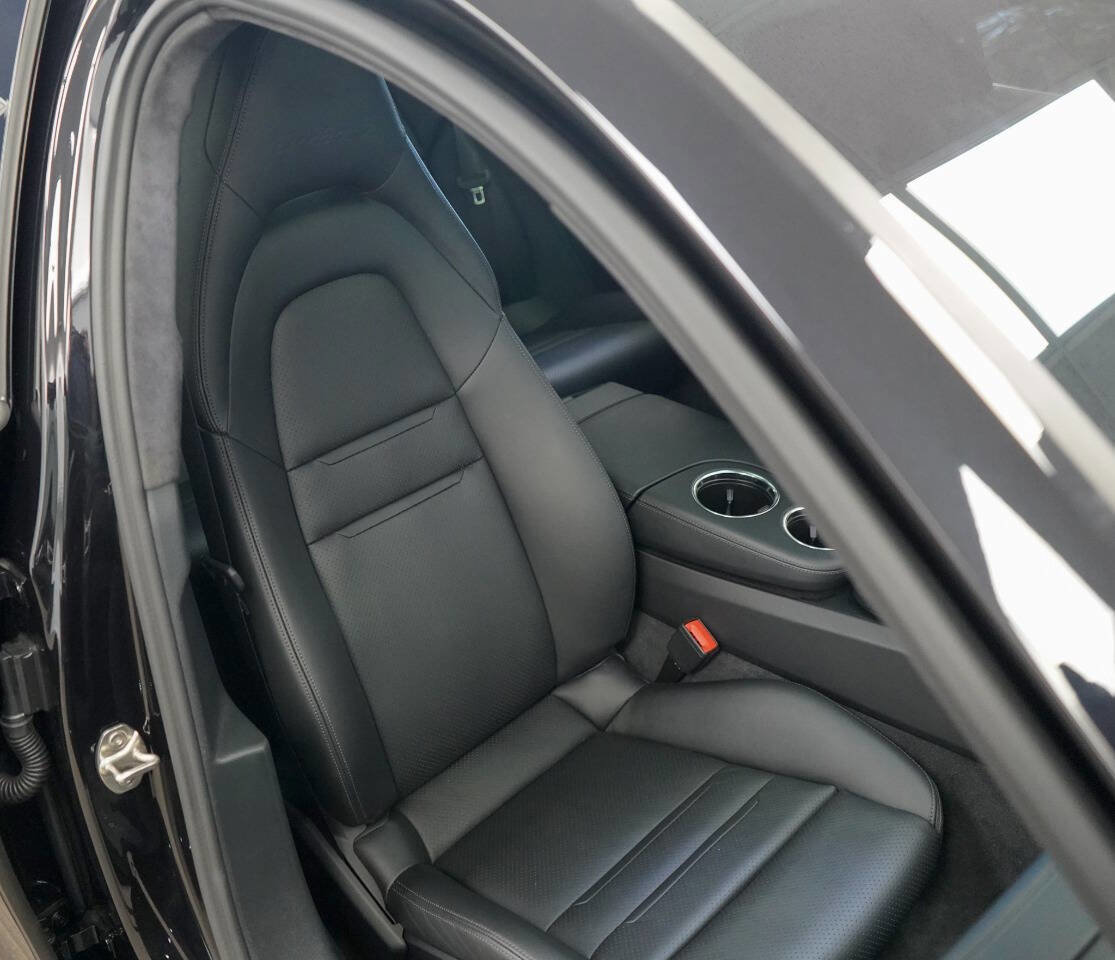 Used 2023 Porsche Panamera Turbo S image 69