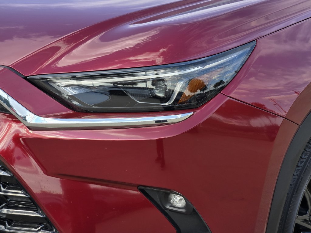 Certified 2024 Toyota Grand Highlander AWD image 6