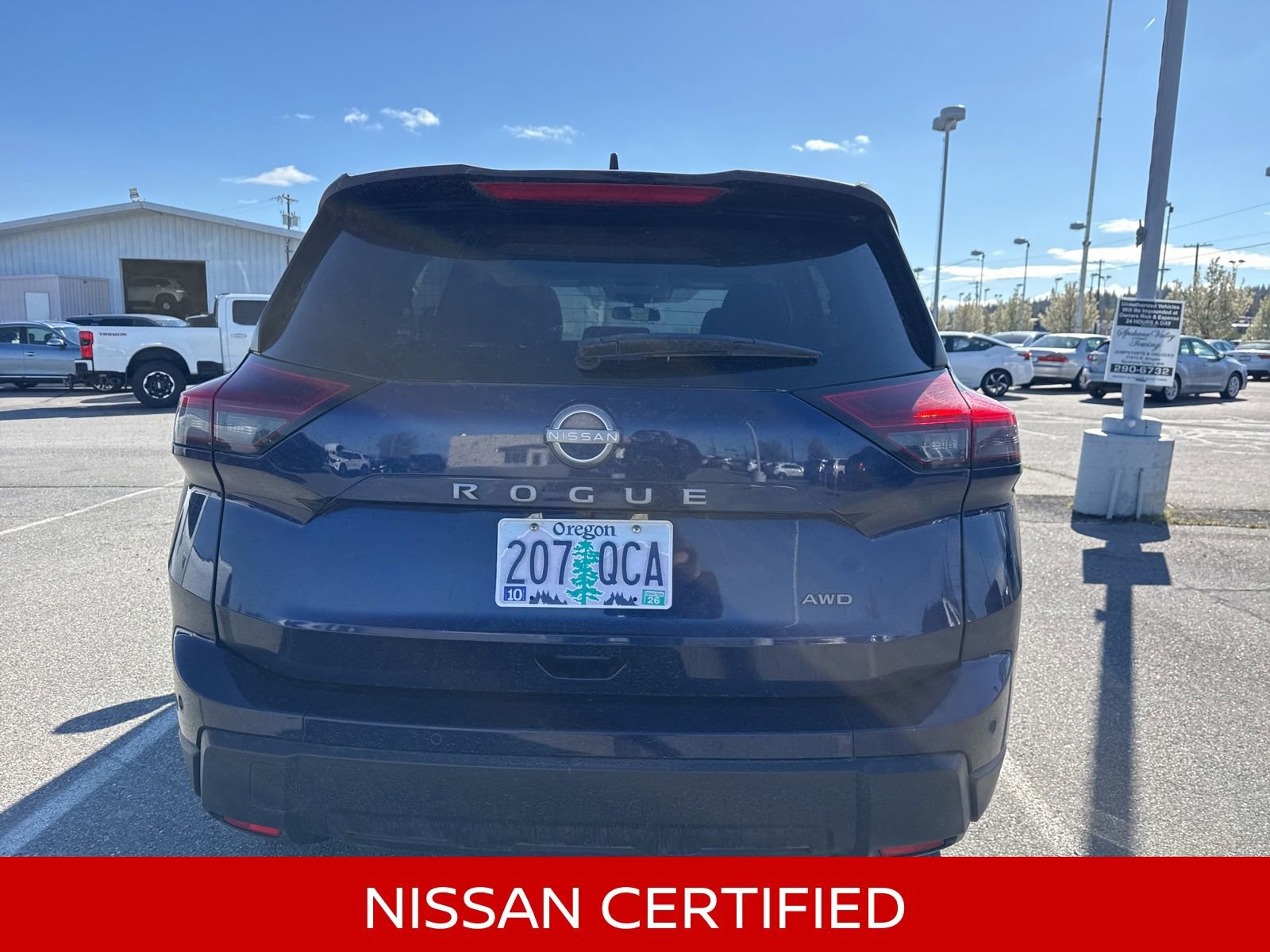 Certified 2025 Nissan Rogue SV image 10