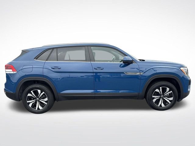 Used 2025 Volkswagen Atlas Cross Sport SE image 9