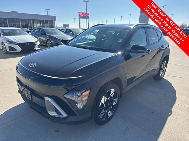 Used 2025 Hyundai Kona SEL image 1
