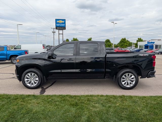 Used 2020 Chevrolet Silverado 1500 Custom w/ Custom Value Package AWD/4WD image 10