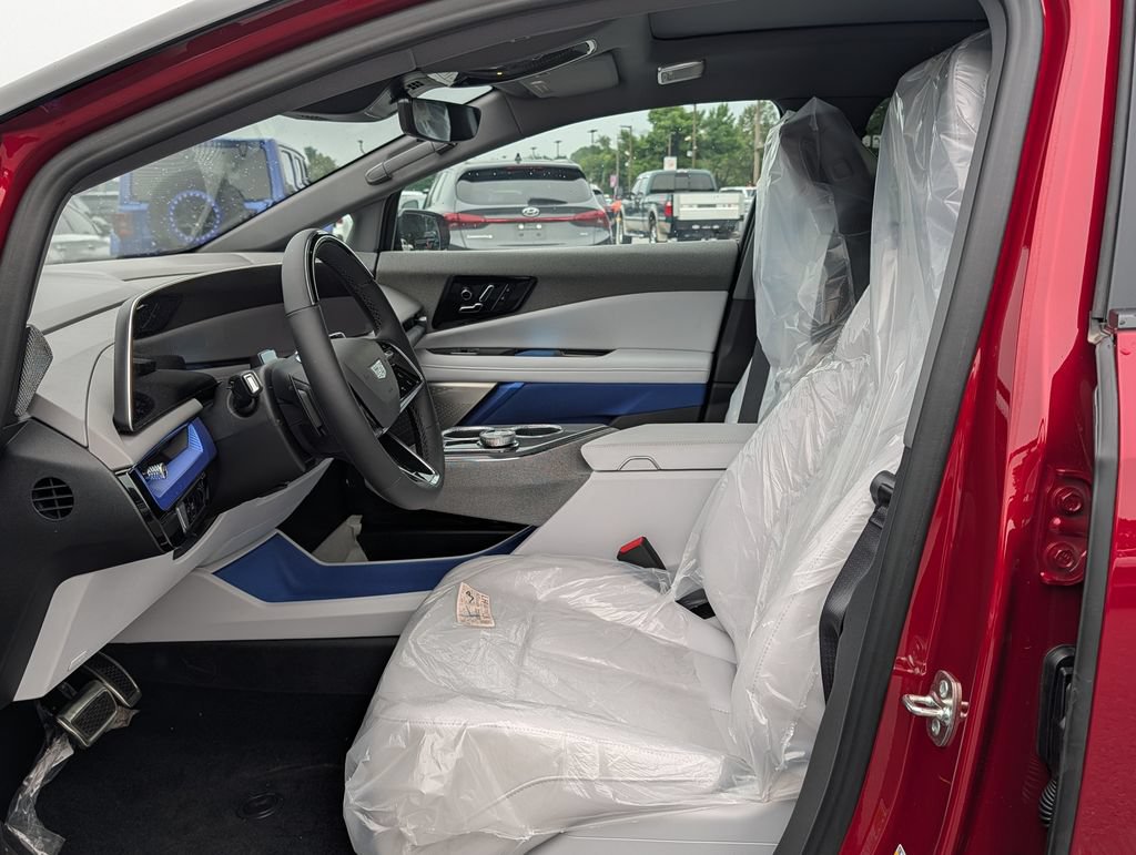 New 2026 Cadillac Optiq Sport 1 AWD/4WD image 10