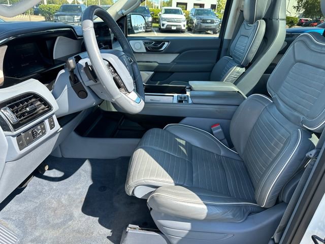 Used 2022 Lincoln Navigator Black Label image 26