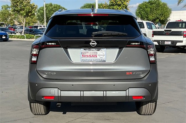 New 2026 Nissan Kicks SR w/ Cold Weather Package image 4