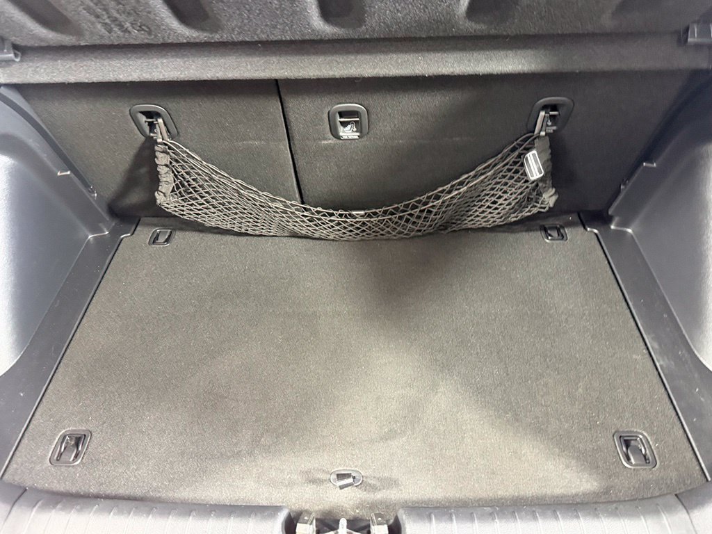 Used 2024 Hyundai Venue Limited FWD image 21