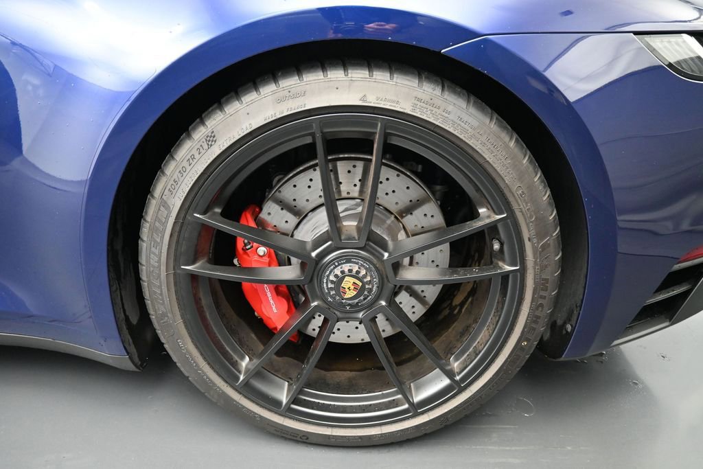 Certified 2024 Porsche 911 Carrera GTS RWD image 24