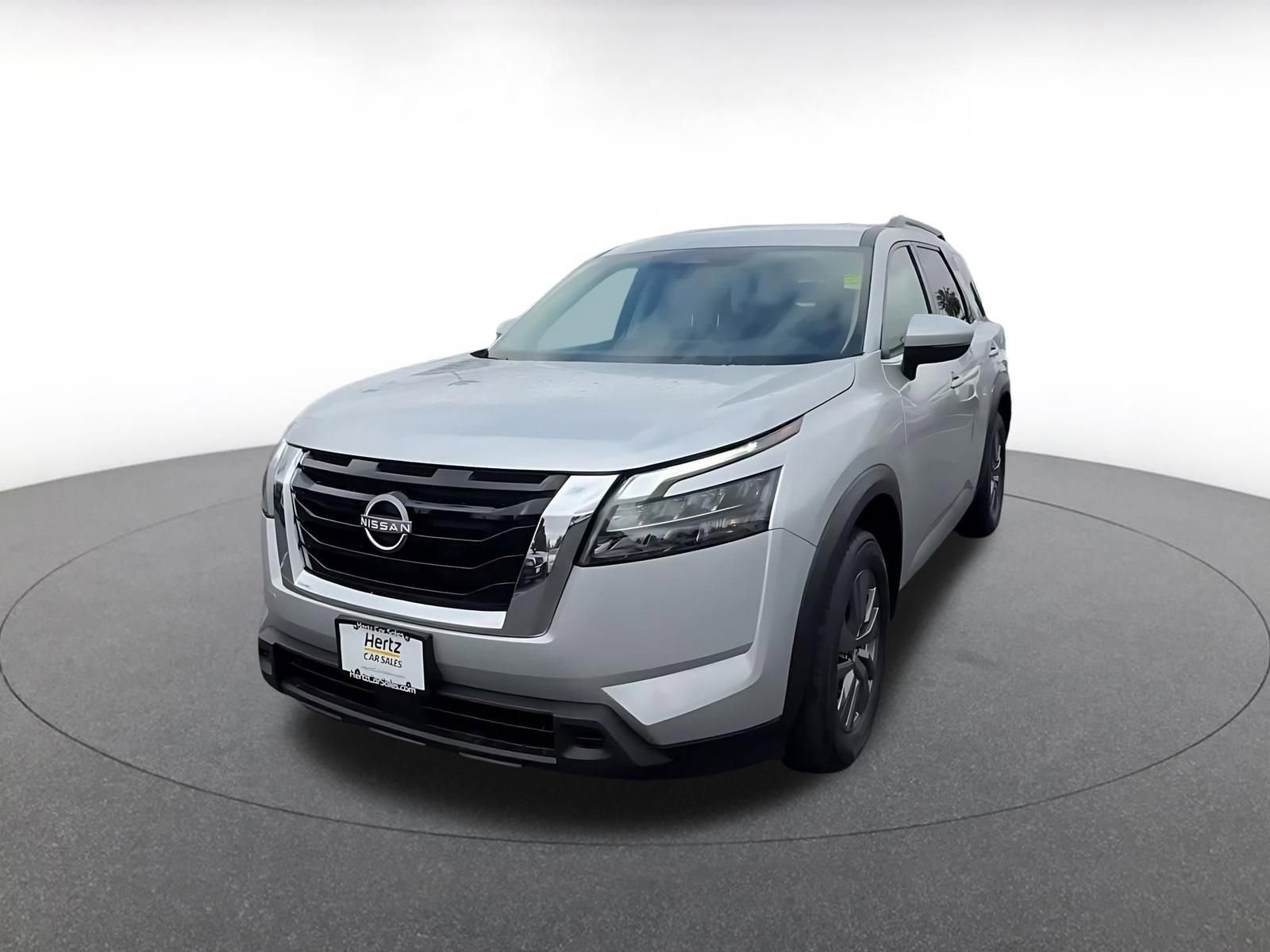 Used 2025 Nissan Pathfinder SV AWD/4WD image 7