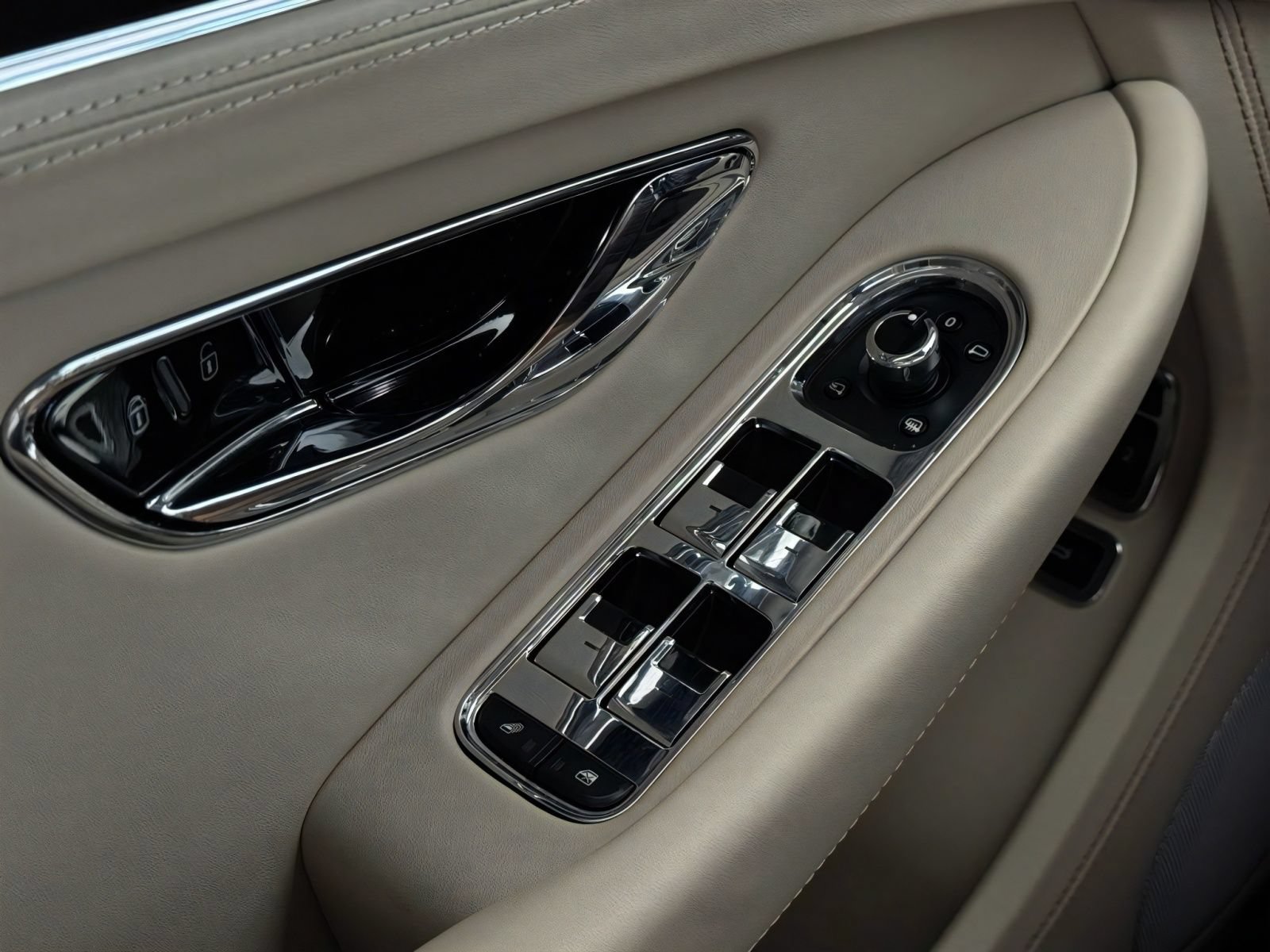 Used 2024 Bentley Continental GT AWD/4WD image 21