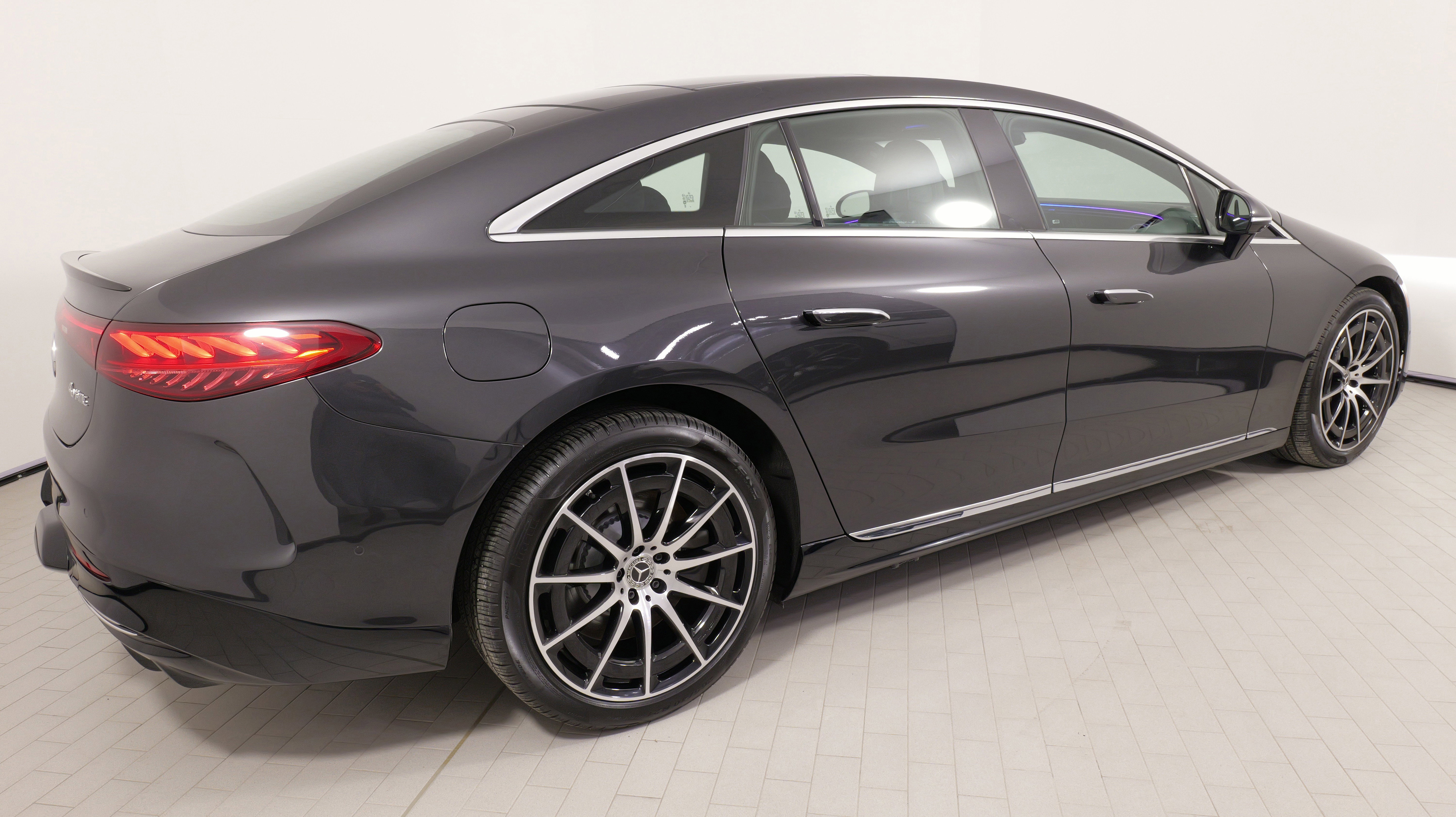 Used 2025 Mercedes-Benz EQS 580 EQS 580 4MATIC image 11