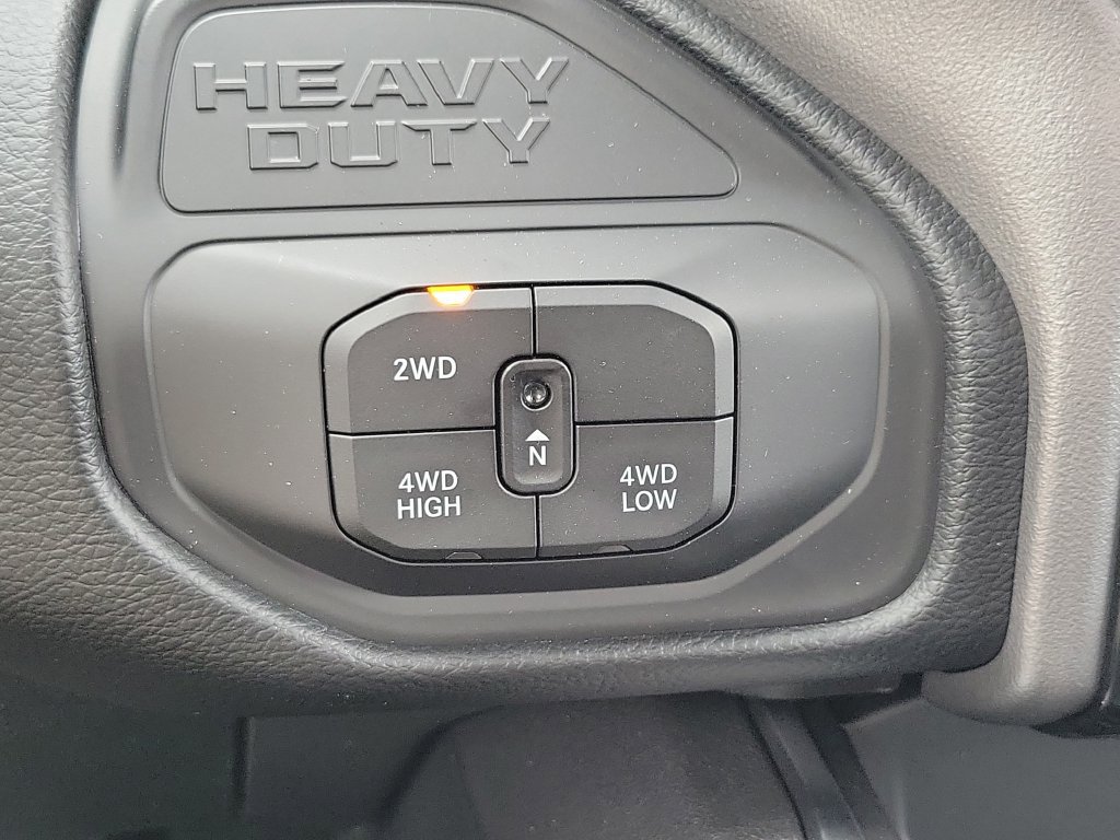 New 2026 RAM 2500 Big Horn AWD/4WD image 15