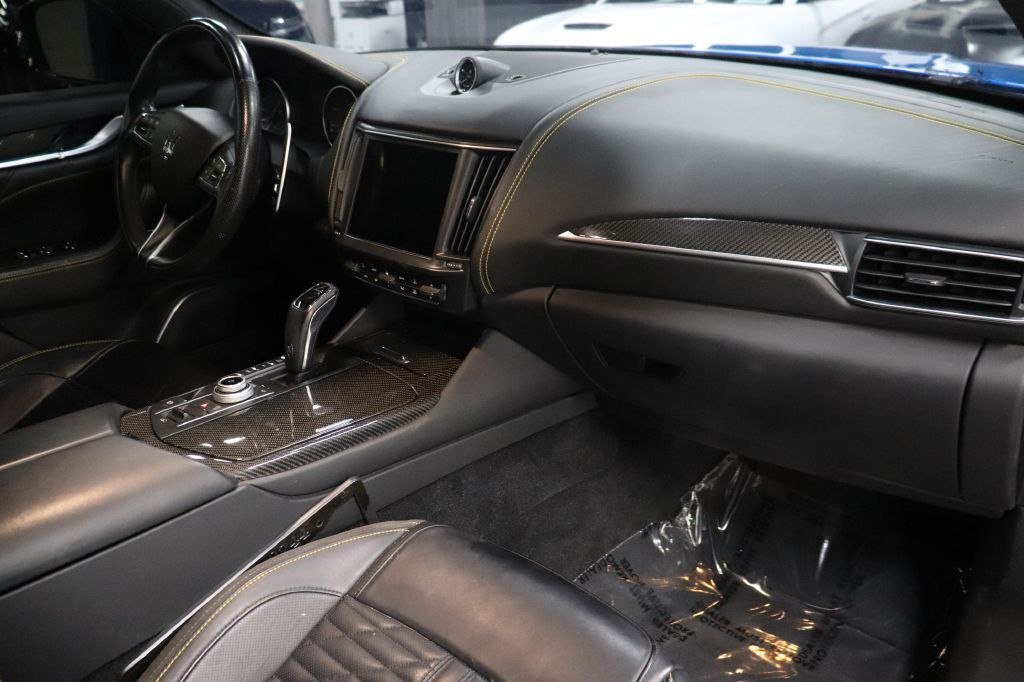 Used 2022 Maserati Levante F Tributo AWD/4WD image 23