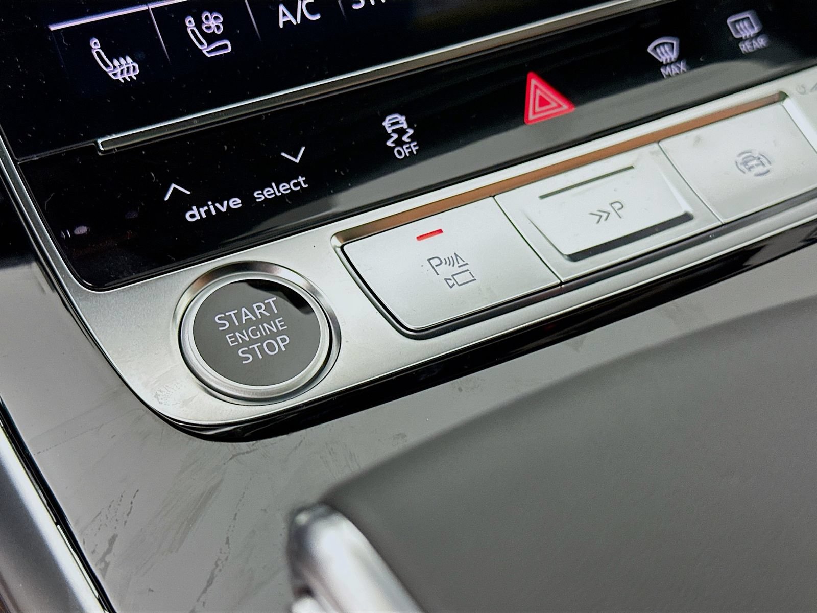 New 2026 Audi Q7 3.0T Prestige AWD/4WD image 26