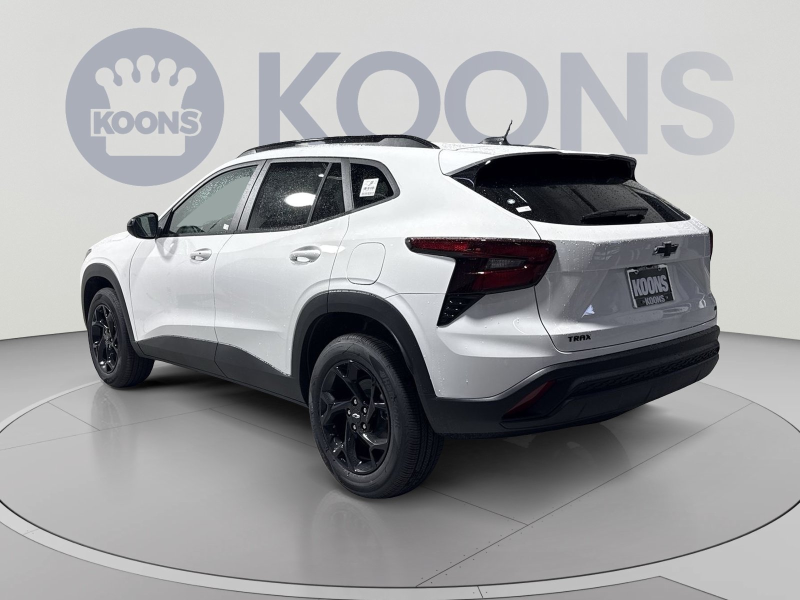 New 2026 Chevrolet Trax LT w/ Midnight Edition FWD image 8
