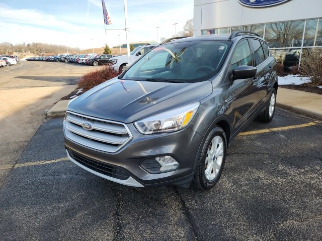 Used 2018 Ford Escape SE image 3