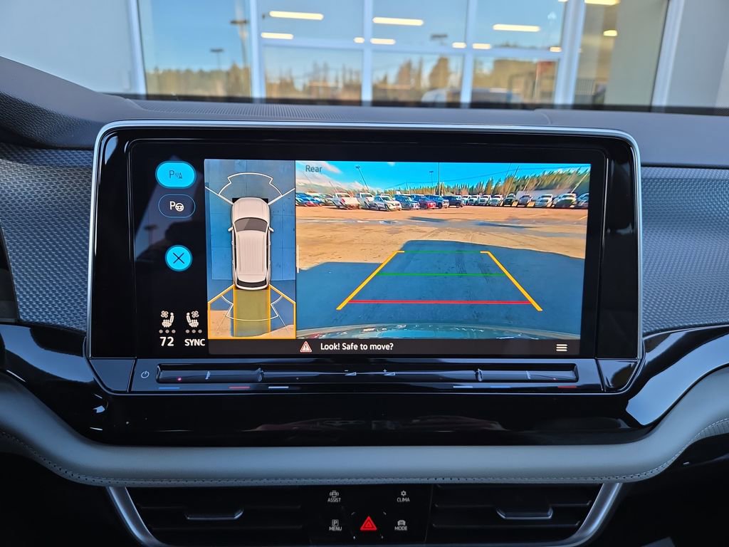 Used 2025 Volkswagen Atlas Cross Sport SEL Premium R-Line image 25