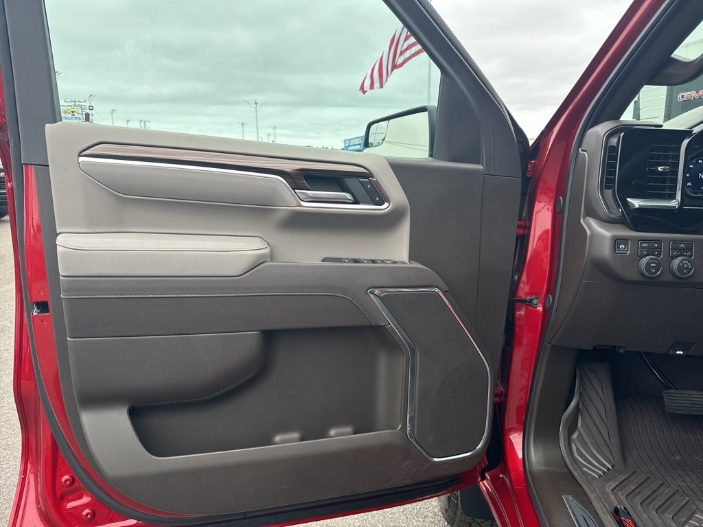 Used 2025 Chevrolet Silverado 1500 LT Trail Boss image 25