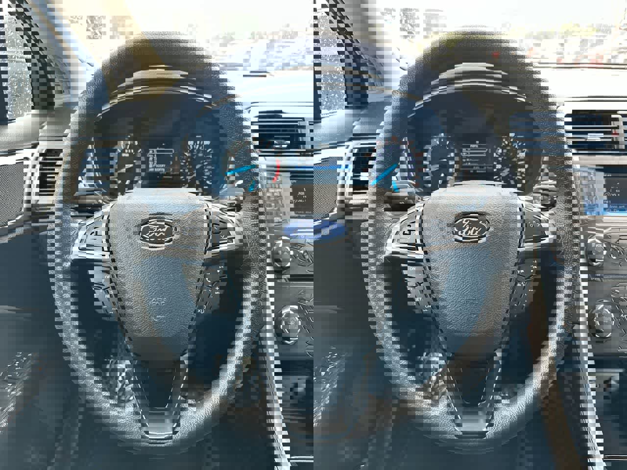 Used 2018 Ford Fusion SE image 27