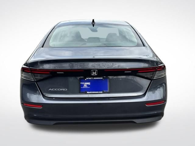 Used 2024 Honda Accord EX image 4