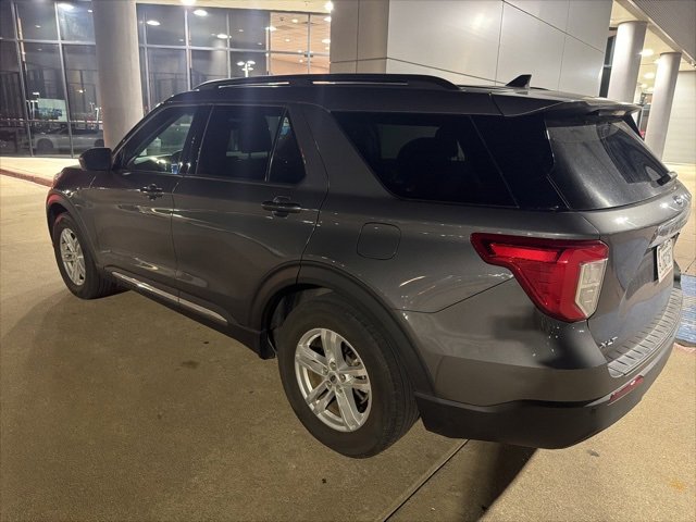 Used 2022 Ford Explorer XLT image 5