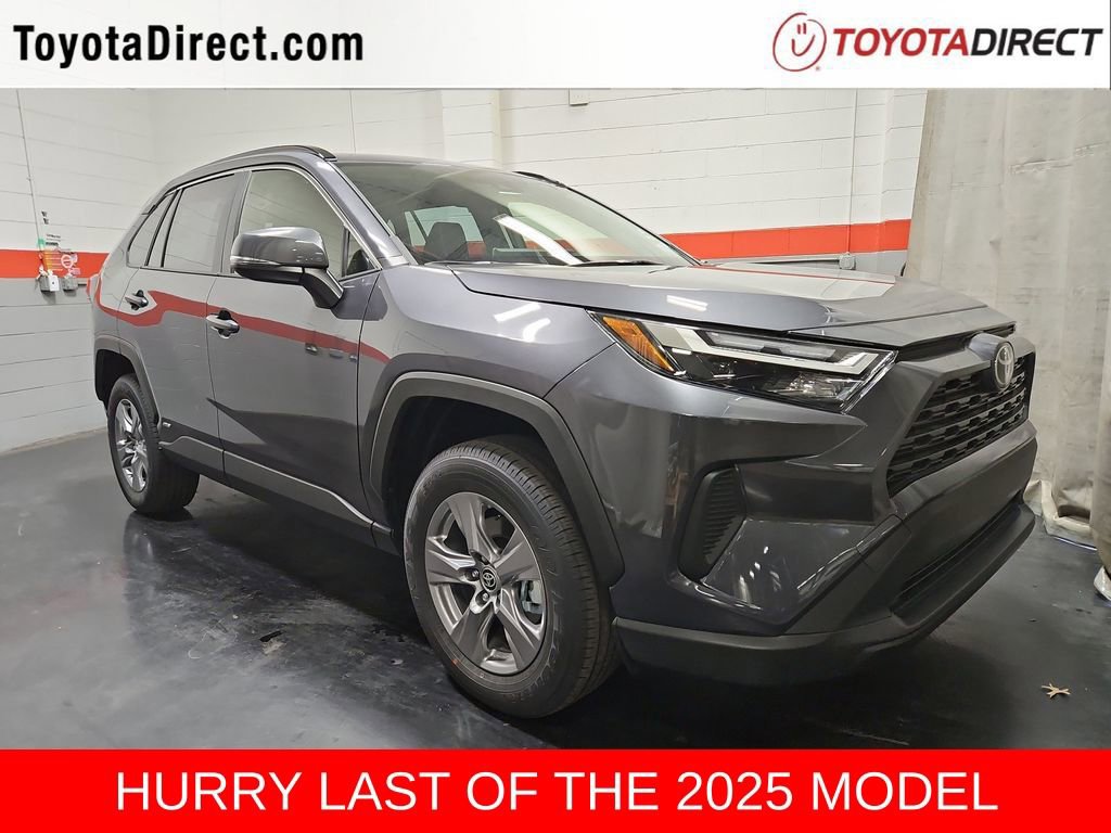 New 2025 Toyota RAV4 XLE