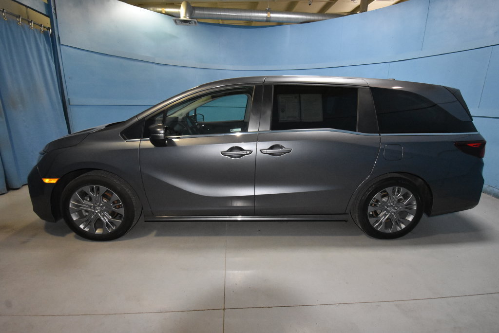 Used 2025 Honda Odyssey Touring image 30