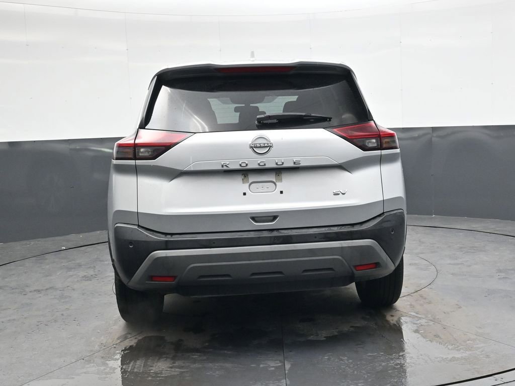 Used 2023 Nissan Rogue SV image 10