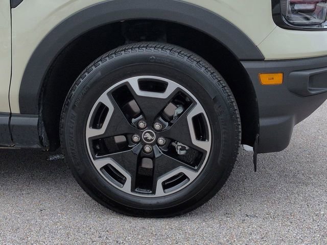 Certified 2024 Ford Bronco Sport Outer Banks w/ Tech Package image 11