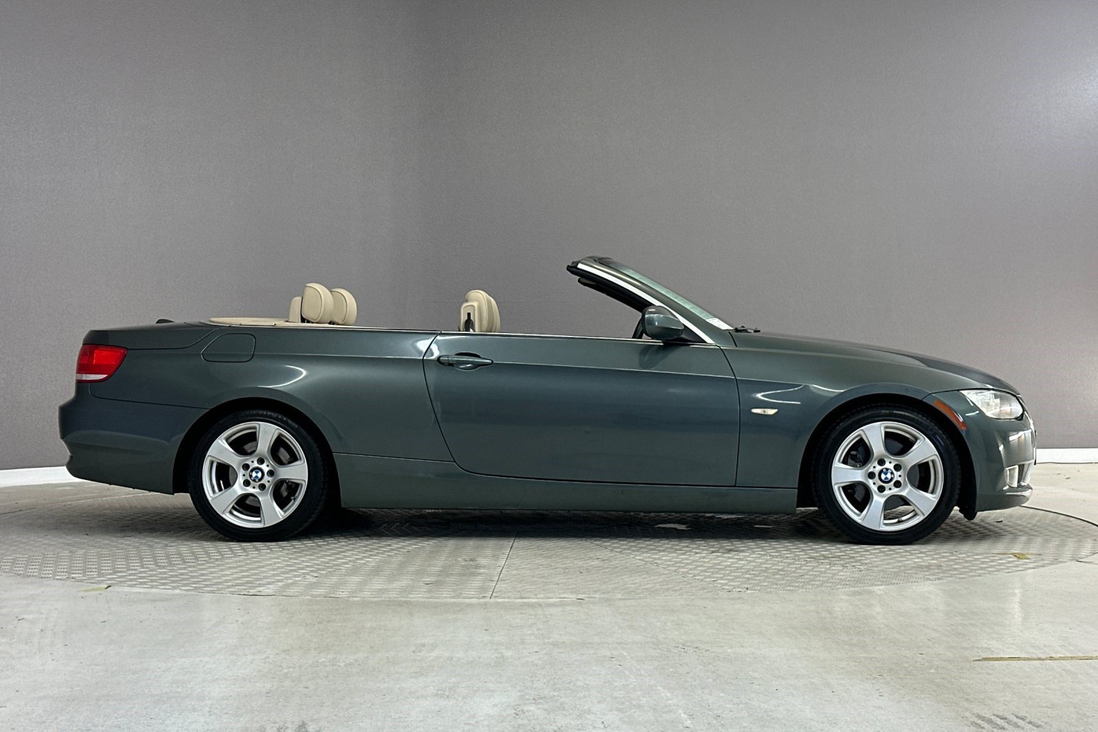 Used 2010 BMW 328i Convertible RWD image 7