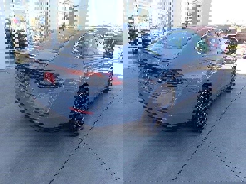 Used 2025 Honda Accord Sport image 5