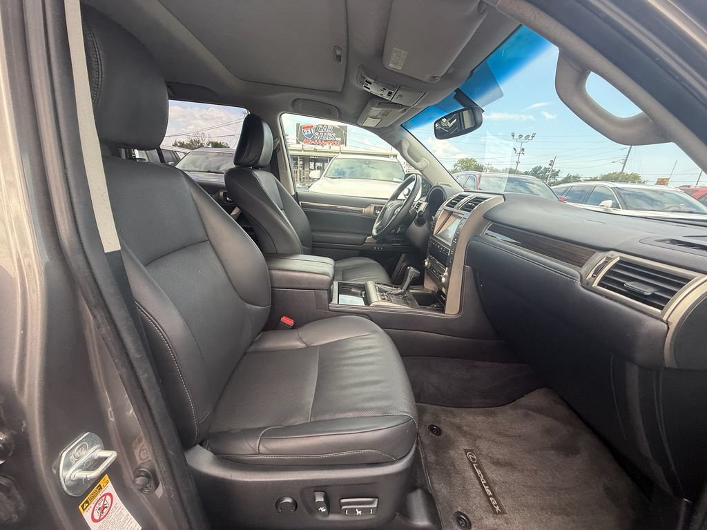 Used 2014 Lexus GX 460 AWD/4WD image 23
