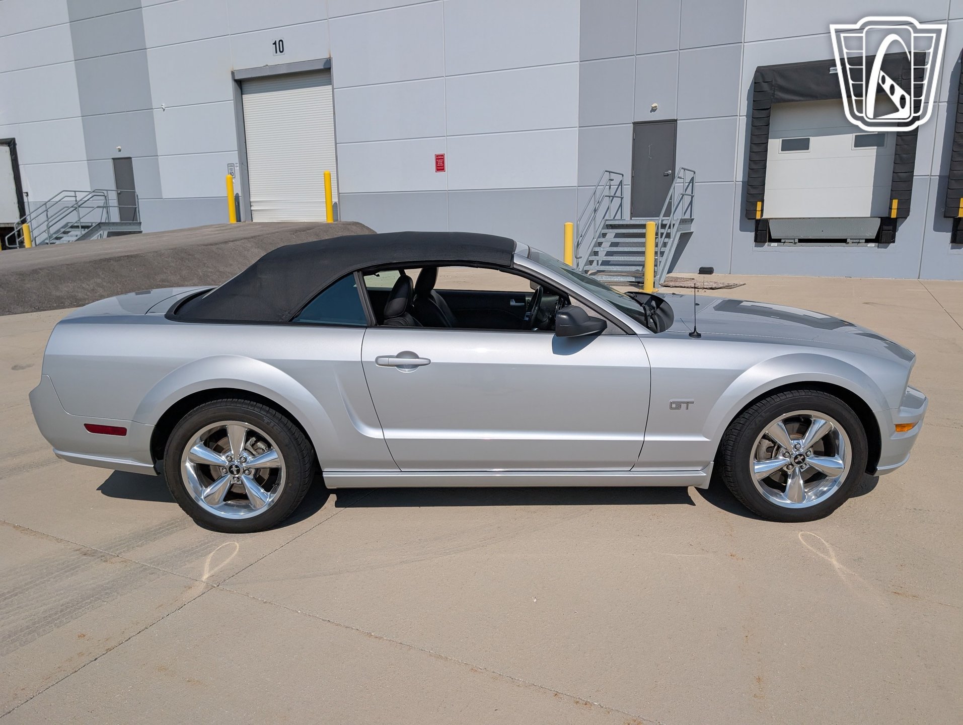 Used 2005 Ford Mustang GT RWD image 16