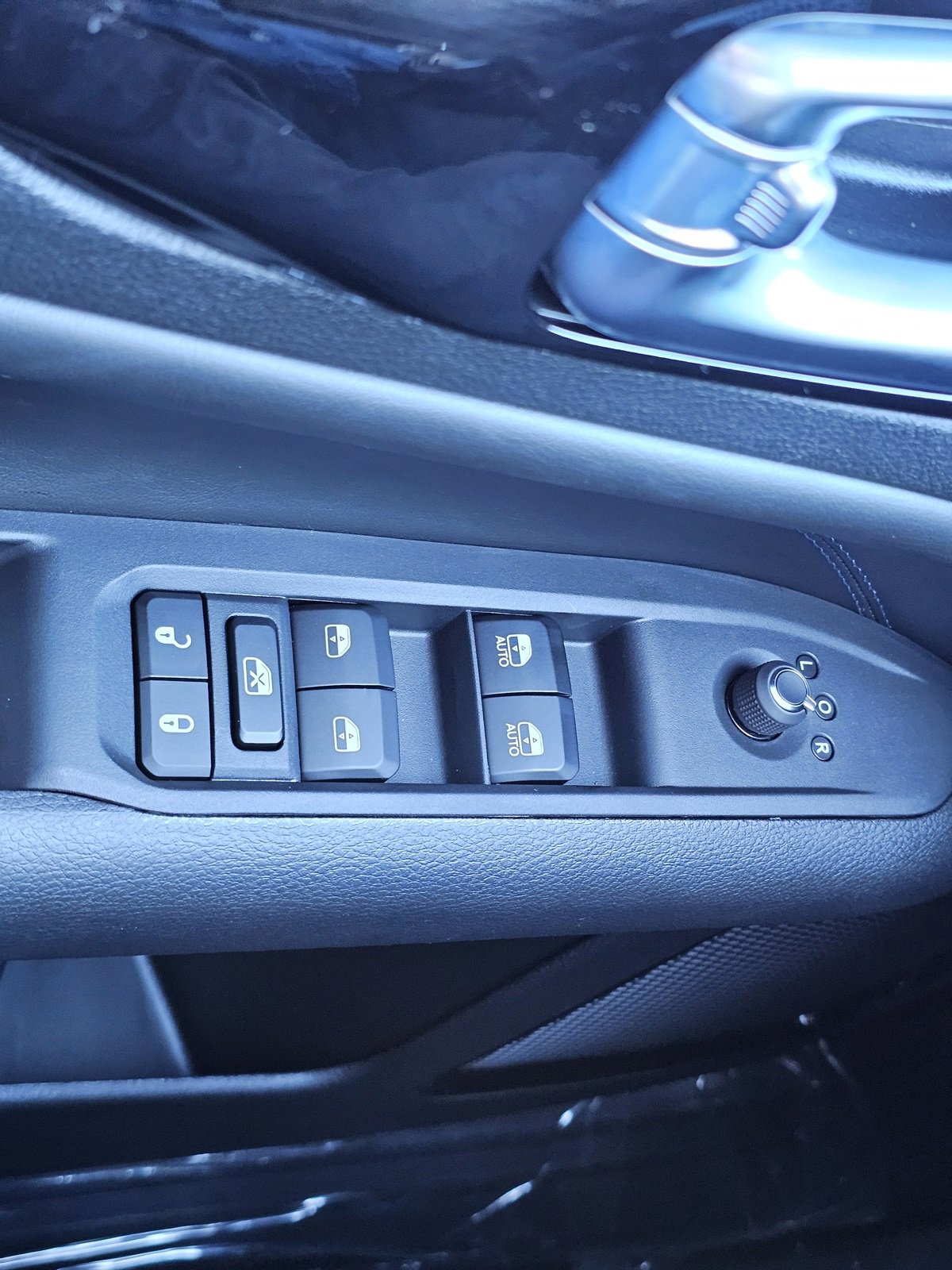 New 2026 Jeep Compass Latitude image 19