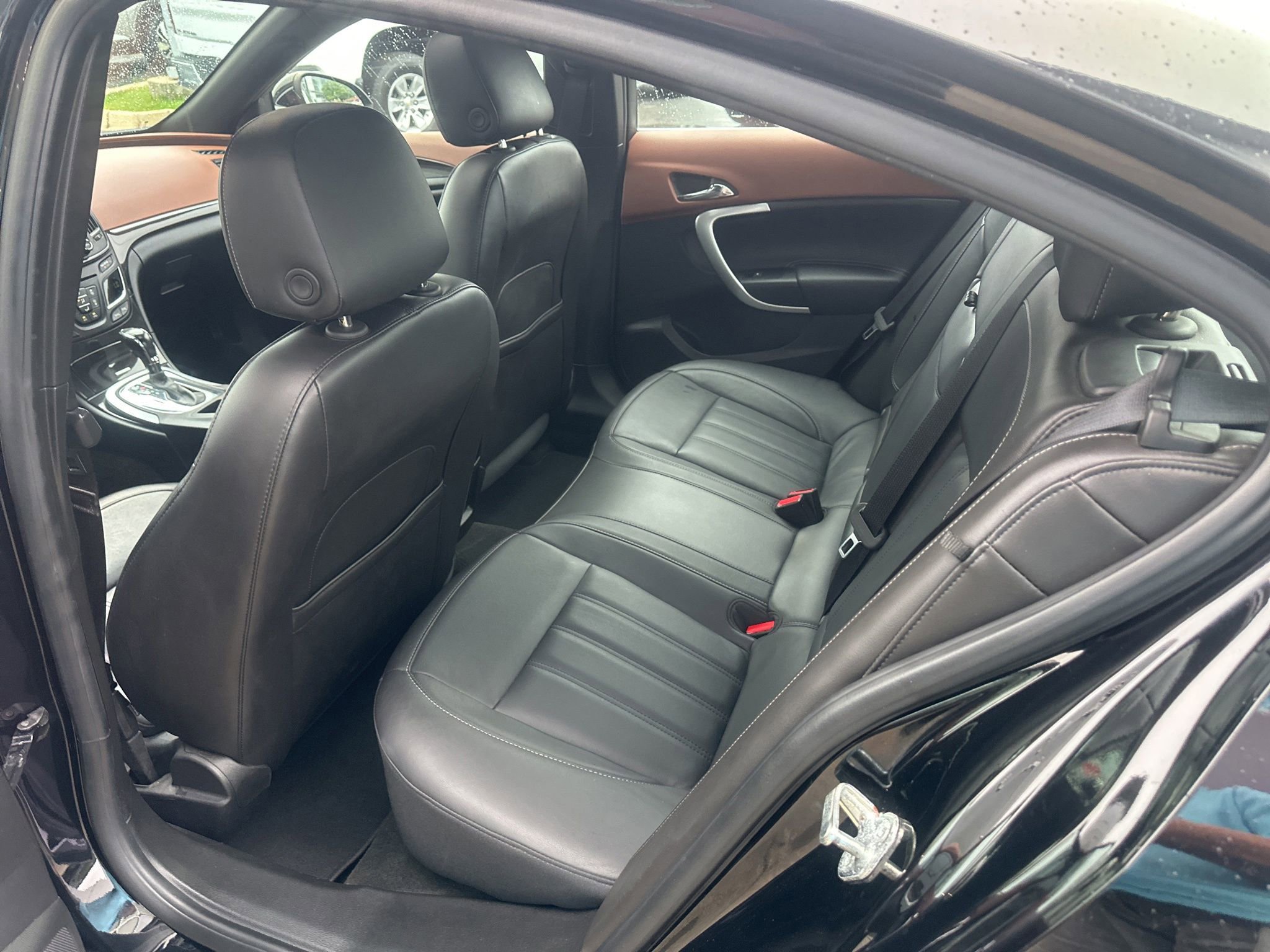 Used 2017 Buick Regal Sport Touring FWD image 14