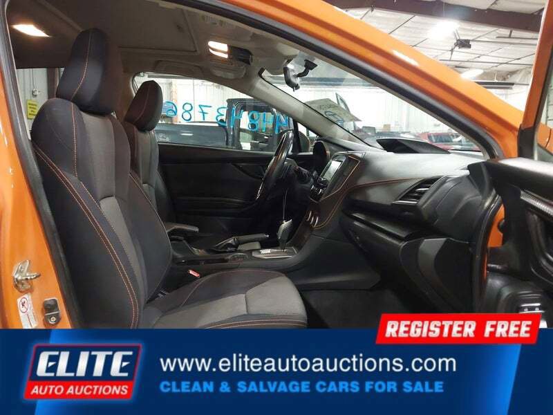 Used 2020 Subaru Crosstrek 2.0i Premium w/ Moonroof Package 1 AWD/4WD image 10