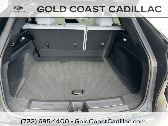 Certified 2024 Cadillac Lyriq Luxury AWD/4WD image 10