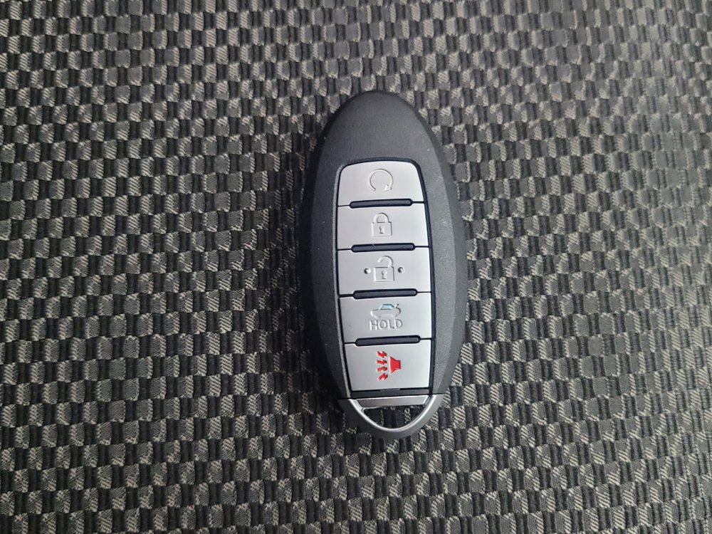 Used 2021 Nissan Rogue Sport SV FWD image 32