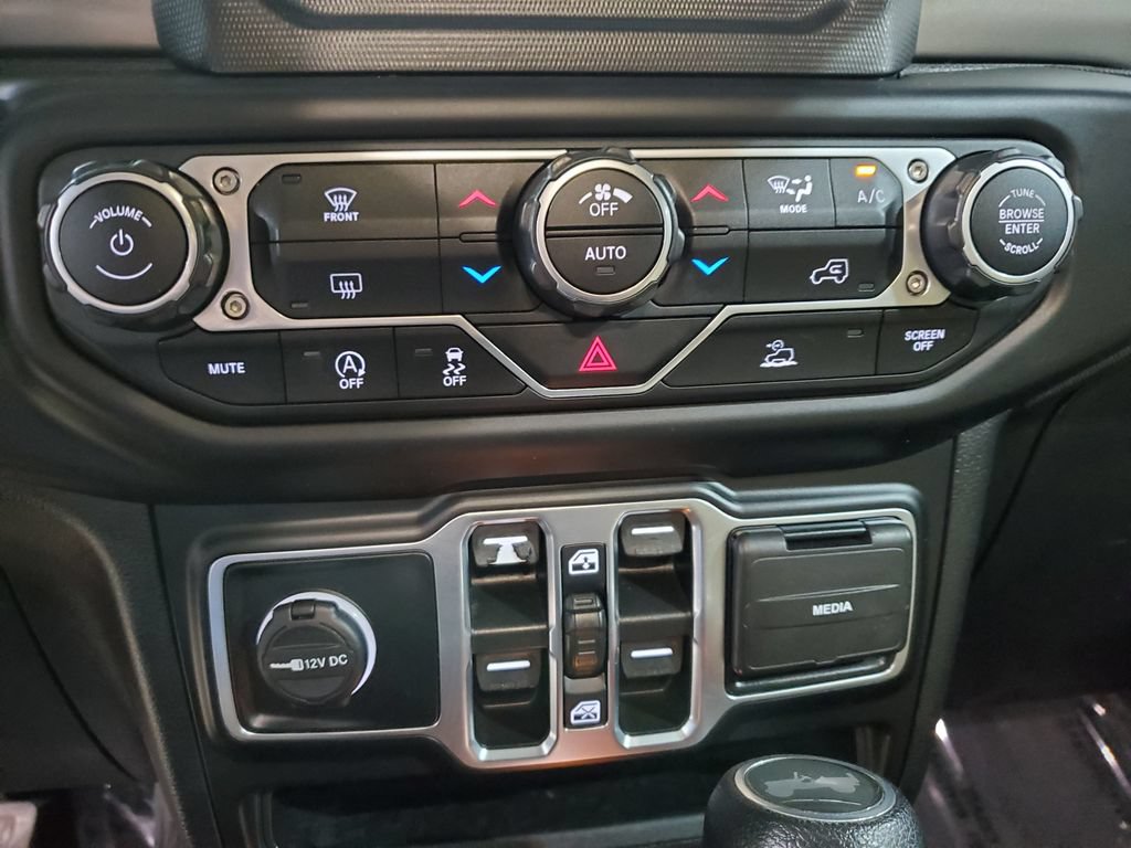 Used 2021 Jeep Wrangler Unlimited Sport AWD/4WD image 20