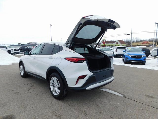 Used 2024 Buick Envista Preferred w/ Convenience I Package image 21