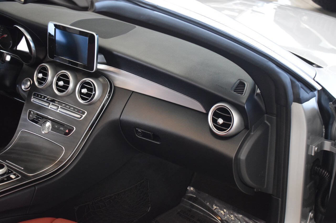 Used 2018 Mercedes-Benz C 300 Cabriolet image 33