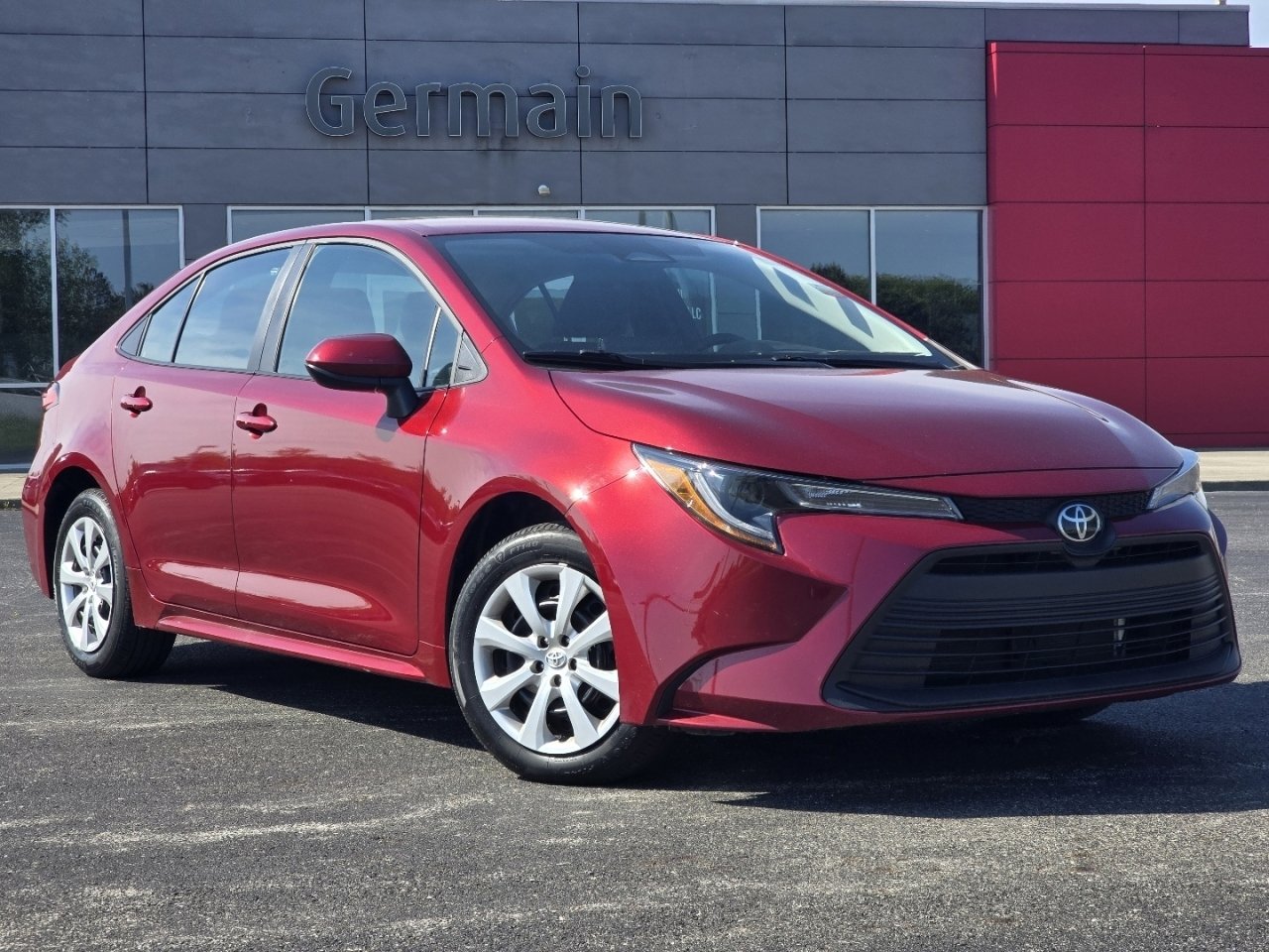 Certified 2025 Toyota Corolla LE FWD image 2